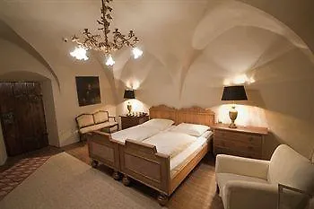 Otel Schloss Muenichau