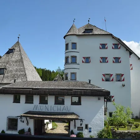 Schloss Muenichau Reith bei Kitzbühel