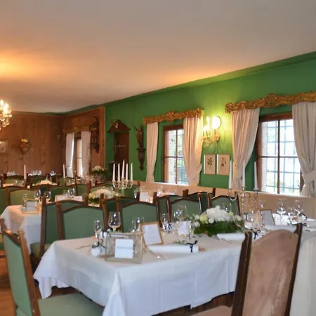 Schloss Muenichau Hotel 3*