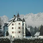 Schloss Muenichau Hotel 3*